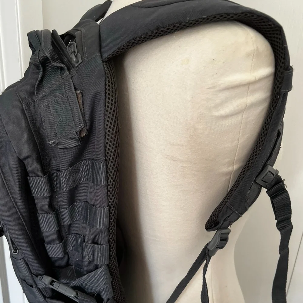 UNISEX OUTDOOR PRODUCTS: QUEST BACKPACK